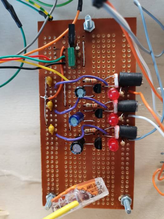 oscillators_and_amp.jpeg